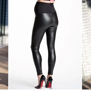 MATERNITY Pop star mamacita faux leather leggings